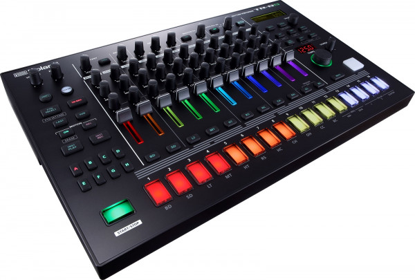 BOITE A RYTHMES ROLAND TR-8S